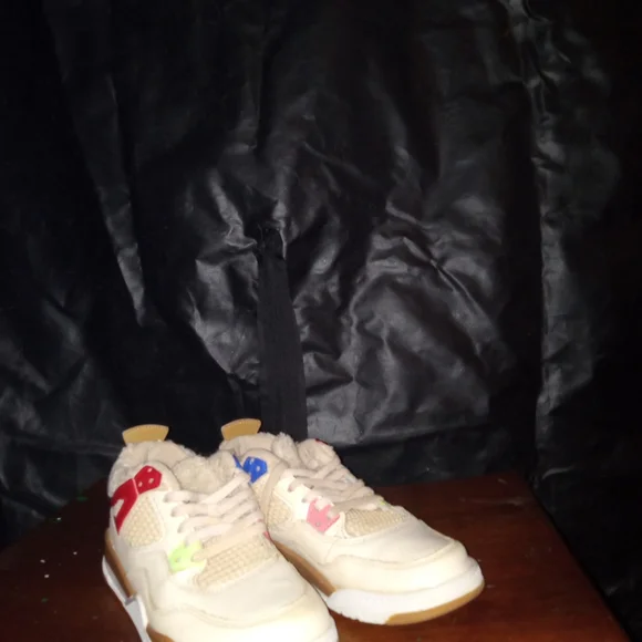 Jordans - Picture 2 of 4